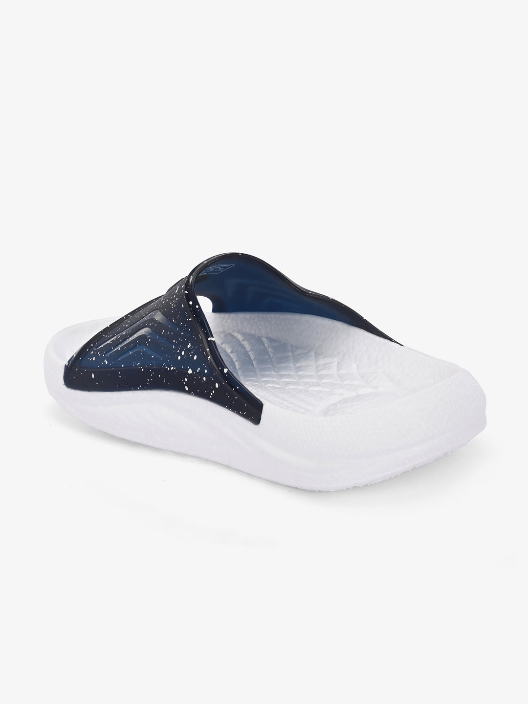 mens slippers online order at Spykar