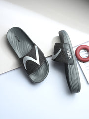 B. SPYKAR CORTEZ SLIDERS SPYON6003