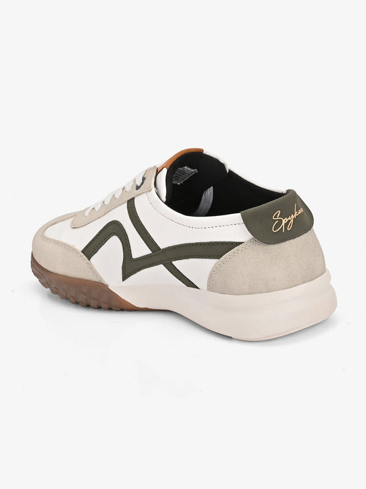 Features to Look for in Men's Walking Sneakers