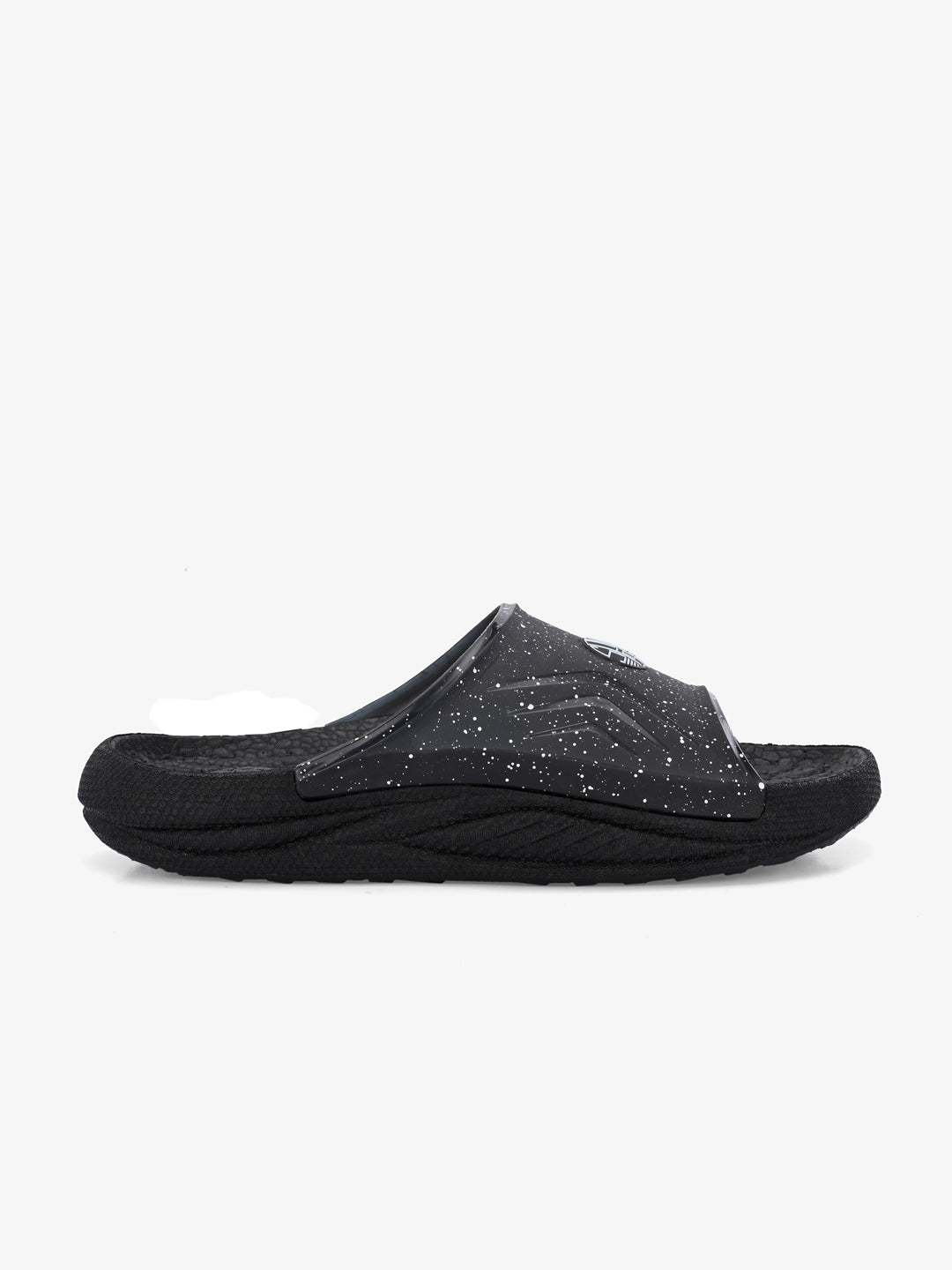 soft slippers for men at Spykar
